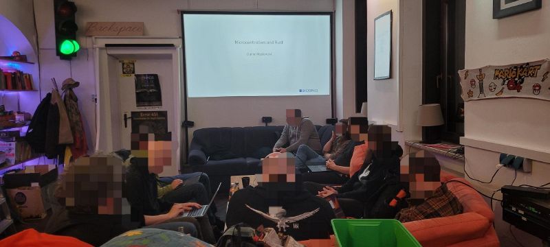Datei:2022-11-26 Microcontrollers and Rust.jpg