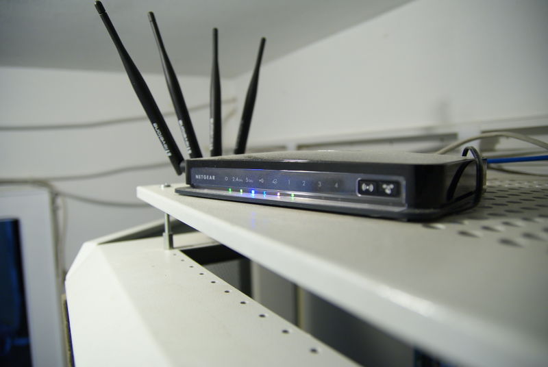 Datei:Netgear router.jpg