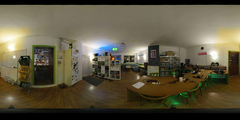 Datei:Pano hackcenter 1 11441.jpg