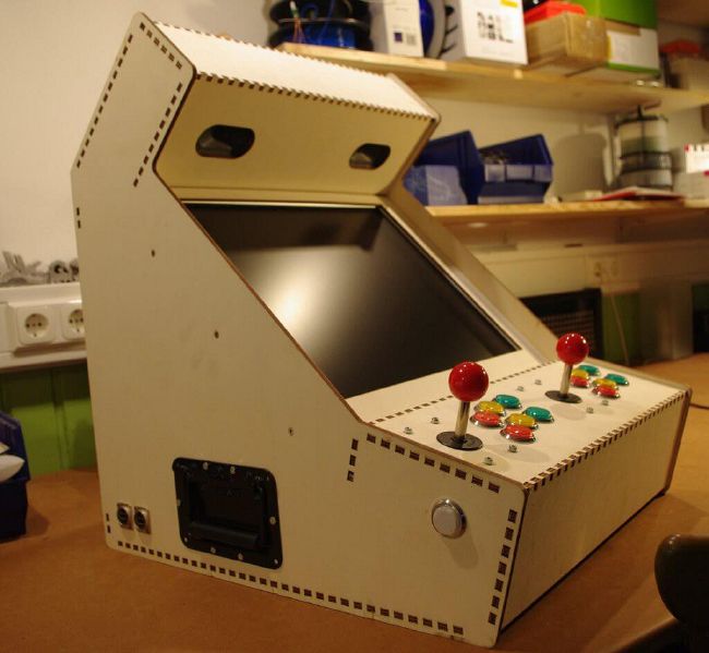 Datei:Arcade.jpg